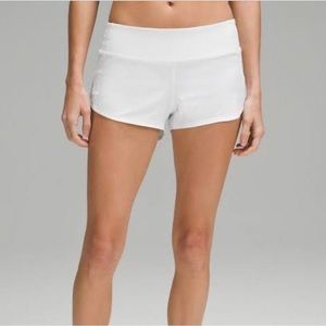 speed up low rise lined short 2.5” lululemon white size 6